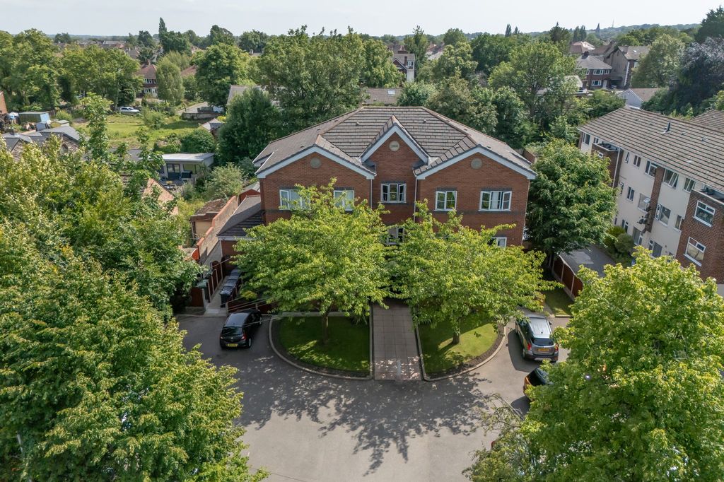 Property photo 3 of 5