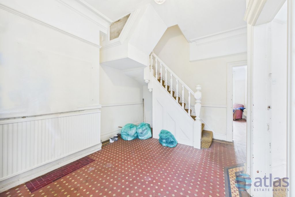 Property photo 3 of 24 Hallway