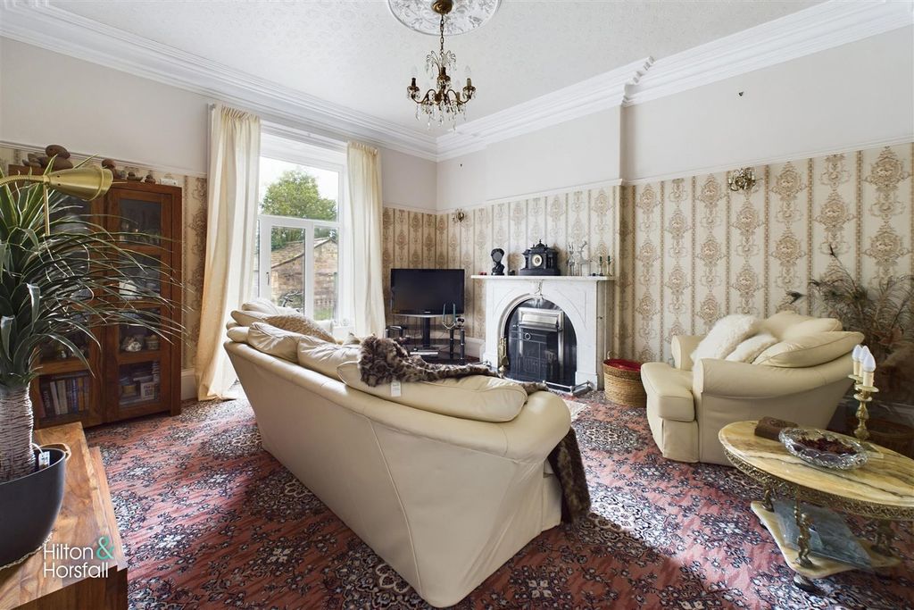 Property photo 2 of 14 Laund House