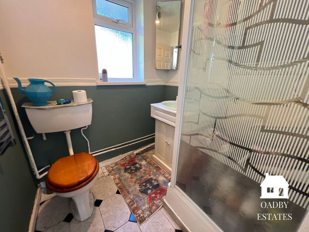 Property photo 3 of 8 Photo 5