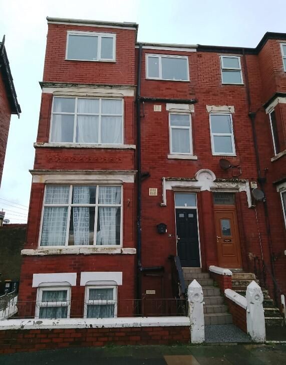 Property photo 1 of 8 Front (Exterior)