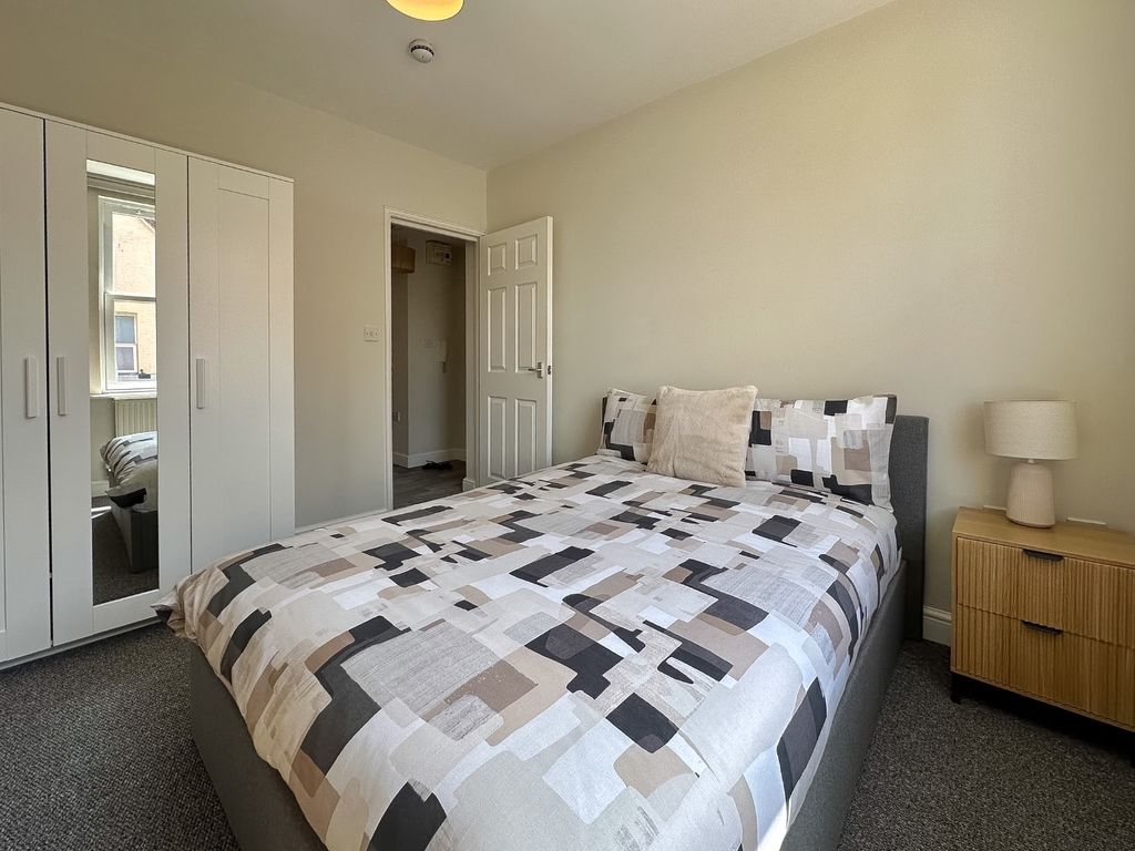 Property photo 3 of 10 4975964