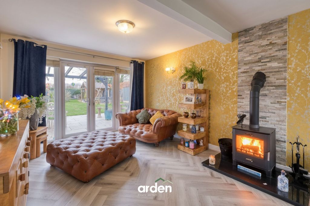 Property photo 3 of 15