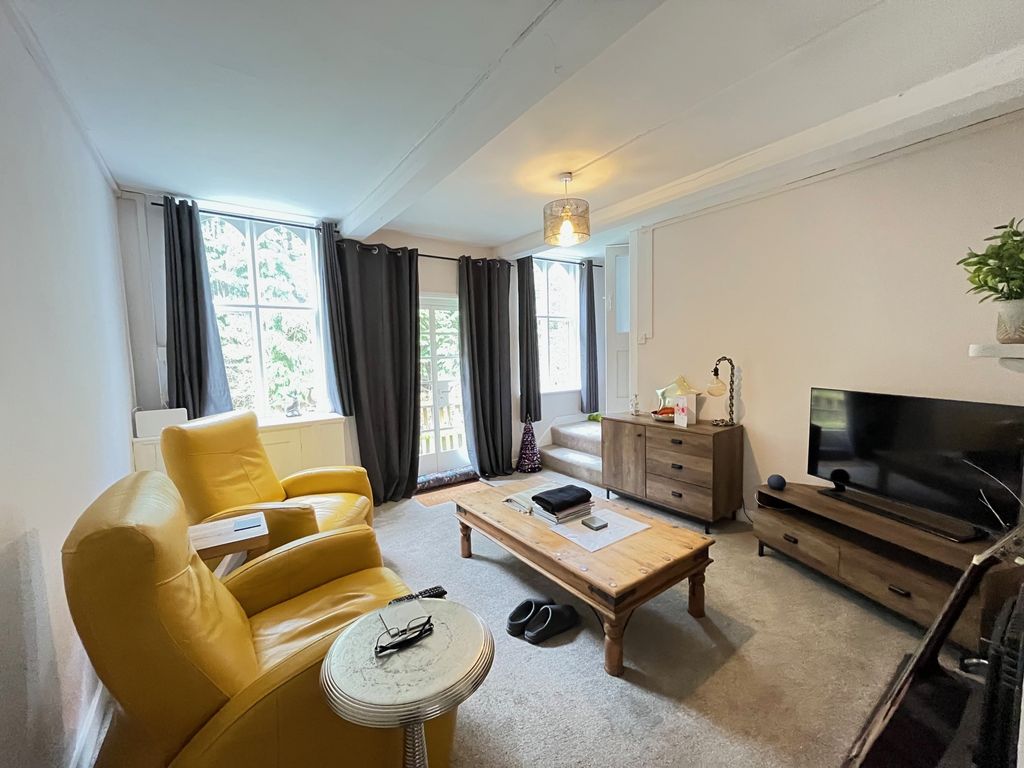 Property photo 3 of 30 Image