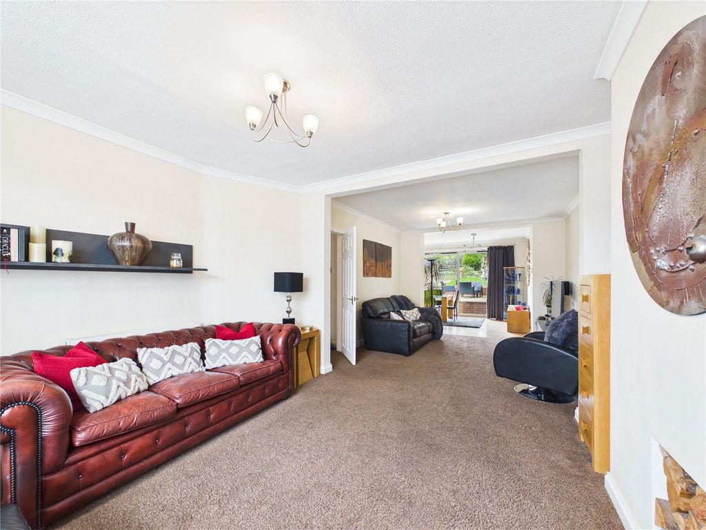 Property photo 3 of 28 Picture No. 31