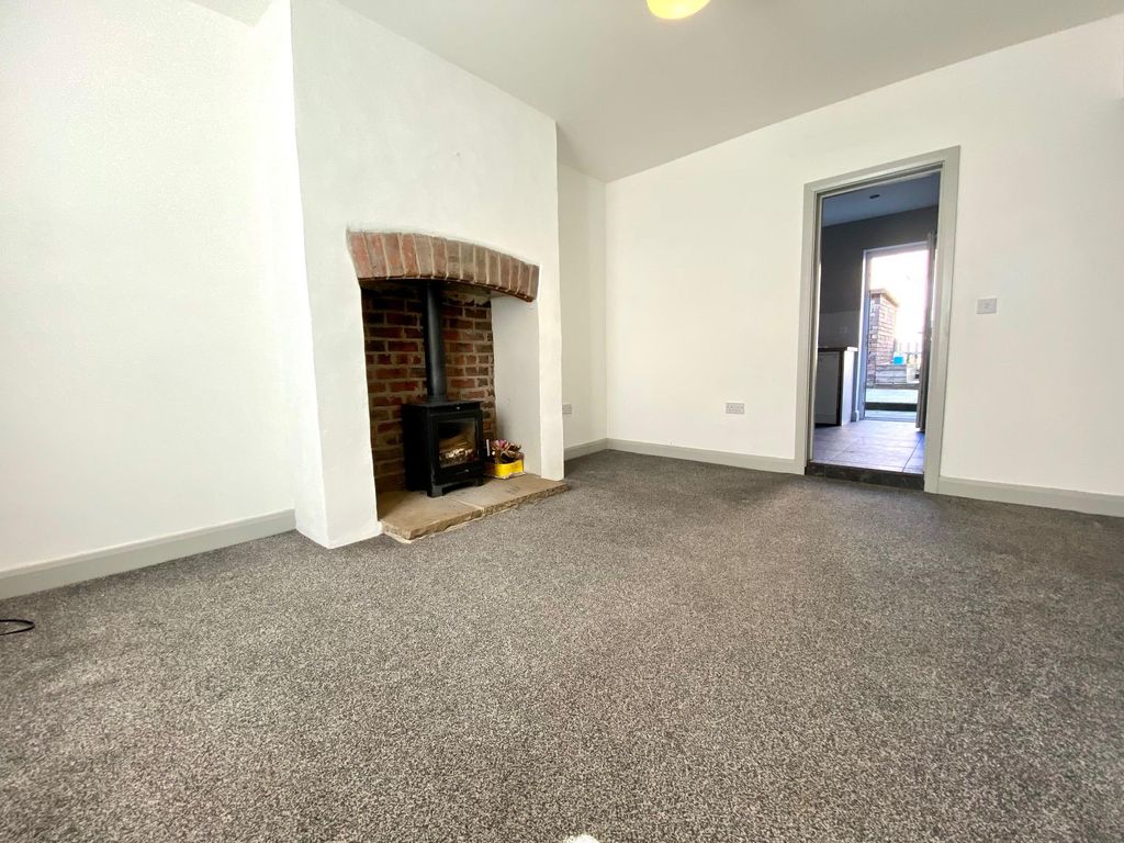 Property photo 3 of 14 Image