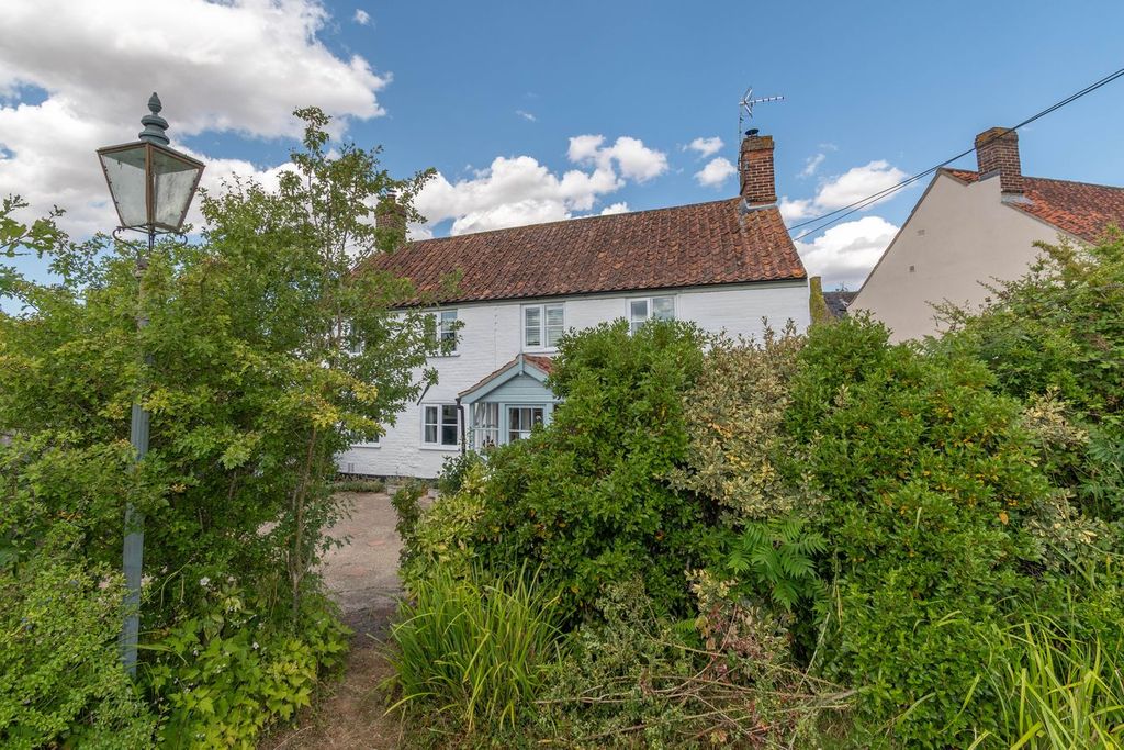 Property photo 1 of 21