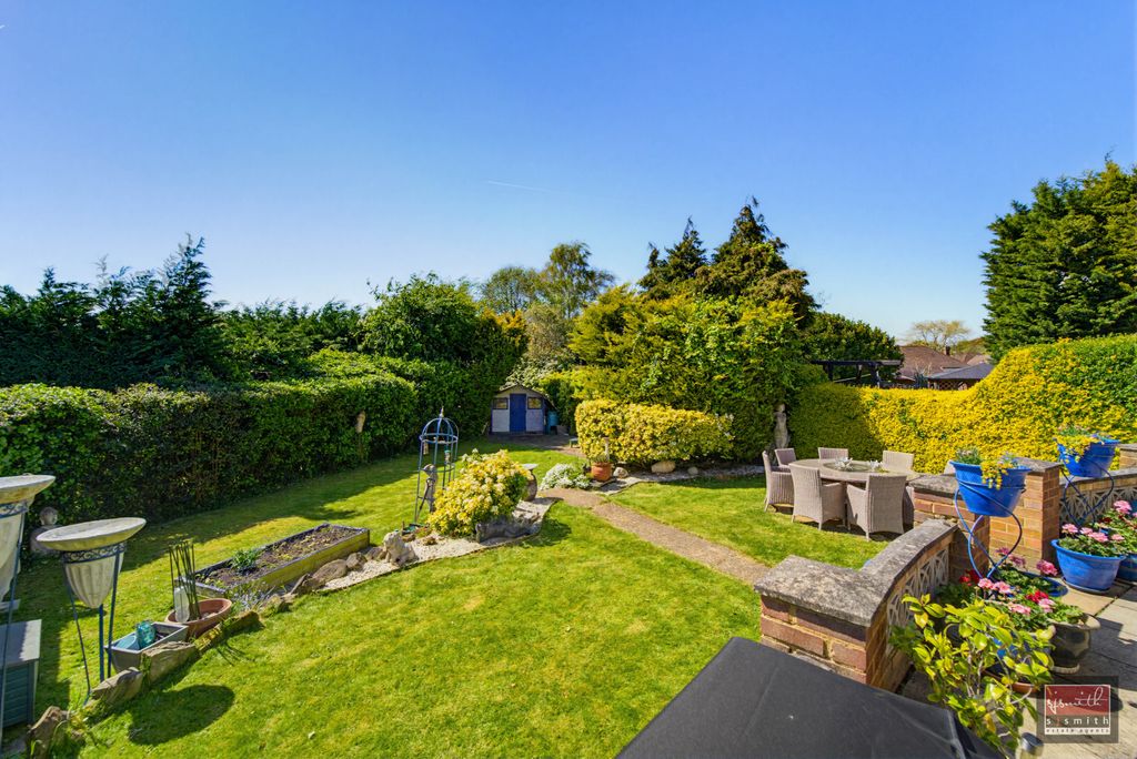 Property photo 3 of 17 Dsc07107