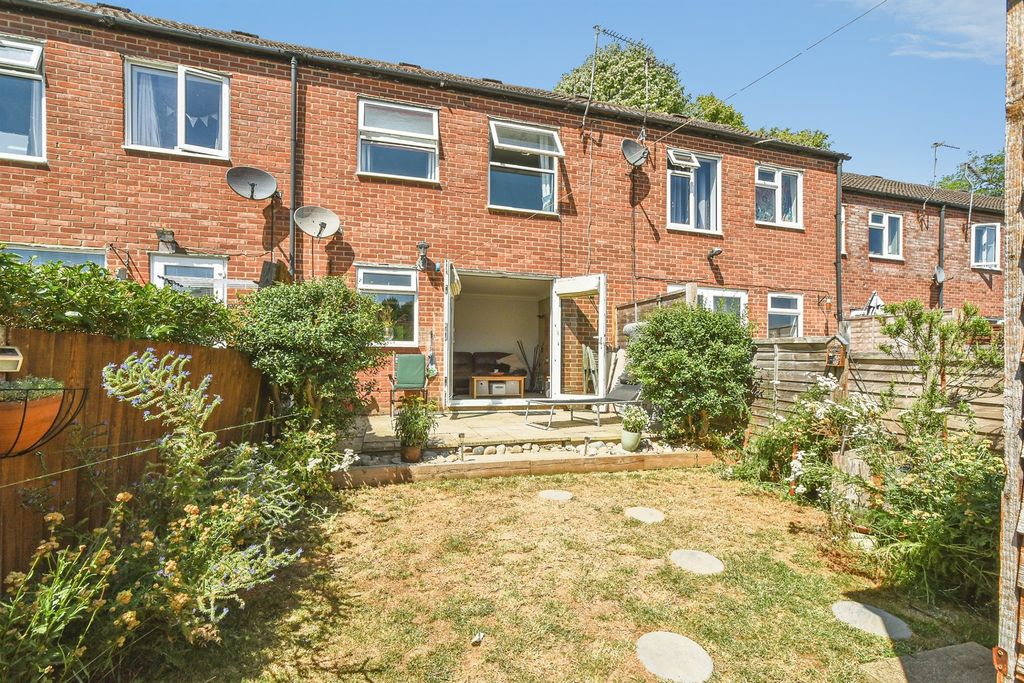 Property photo 1 of 20