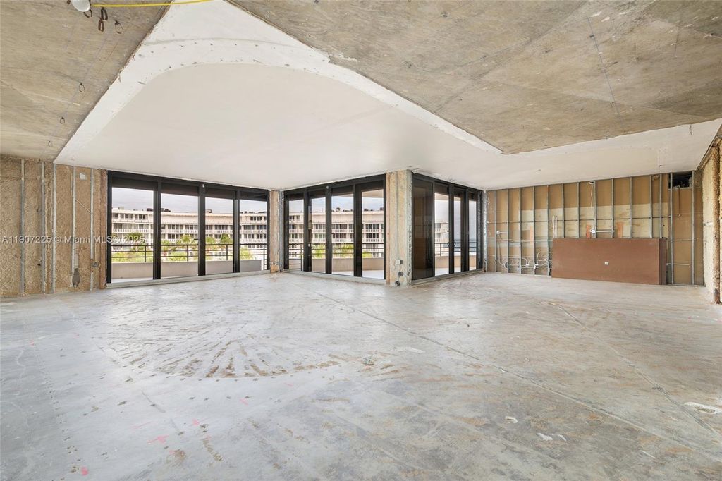 Property photo 3 of 26 <Alttext/>