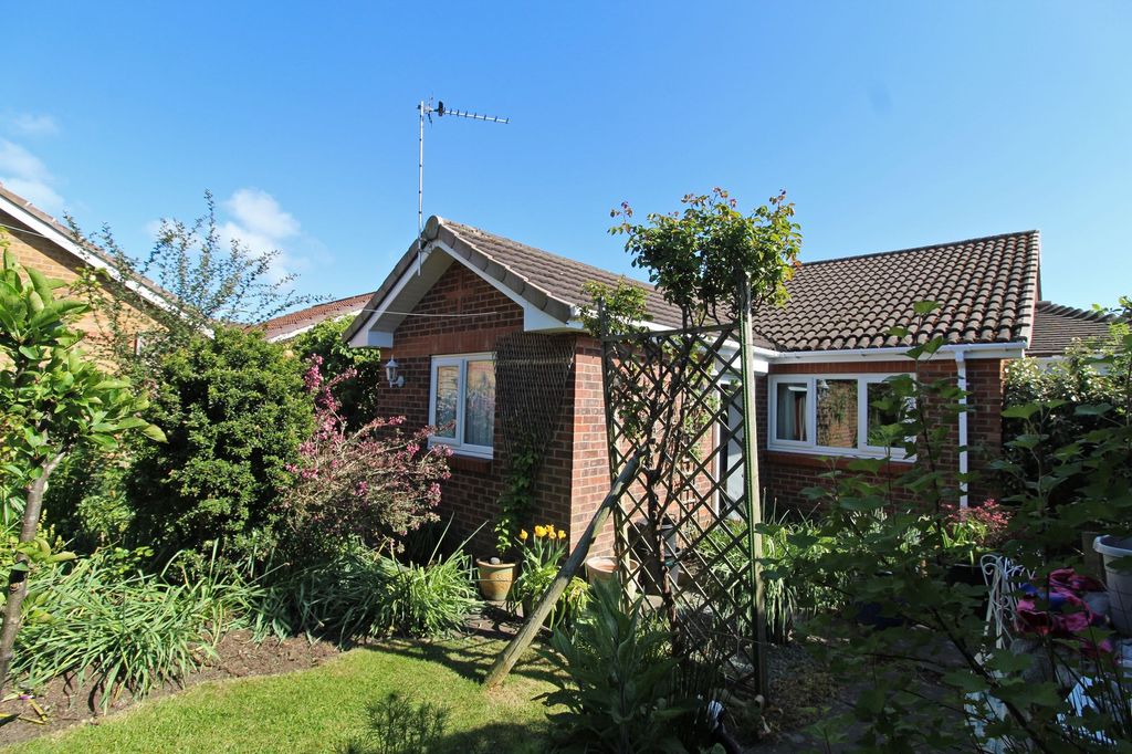 Property photo 3 of 25