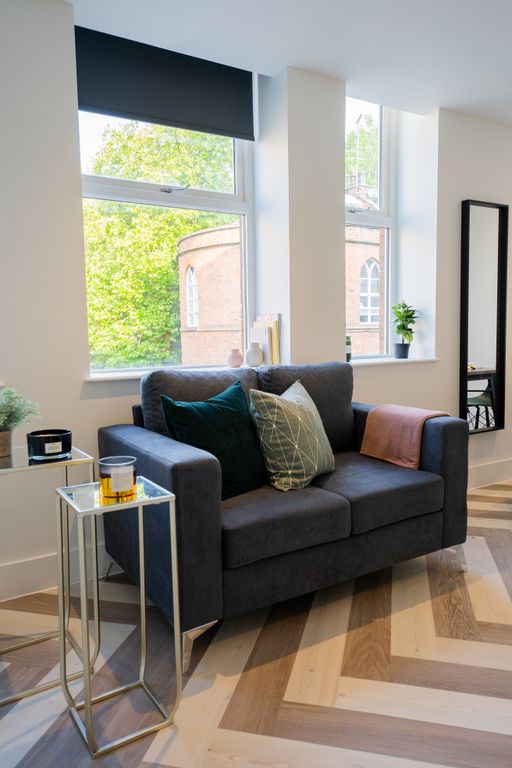 Property photo 3 of 24