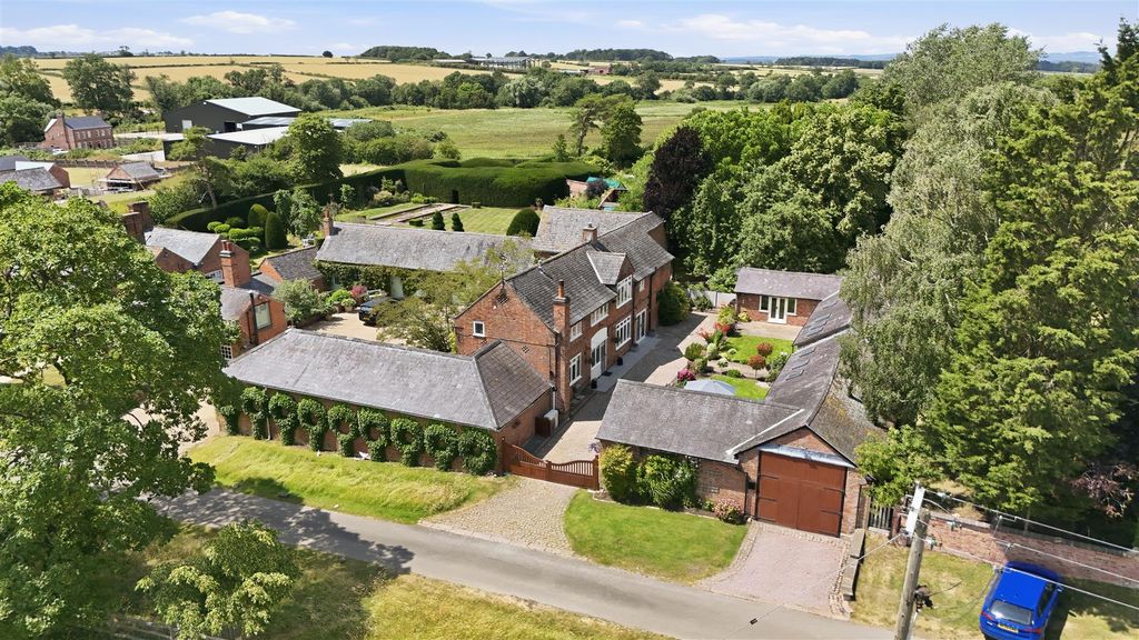 Property photo 1 of 32 31