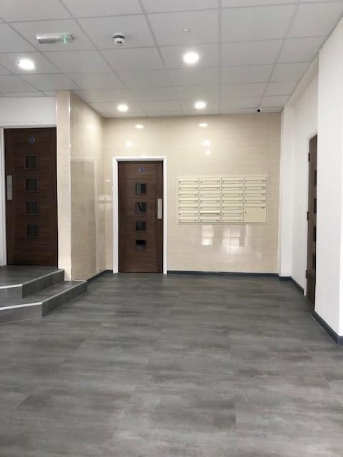 Property photo 2 of 6 Entrance 1.Jpg