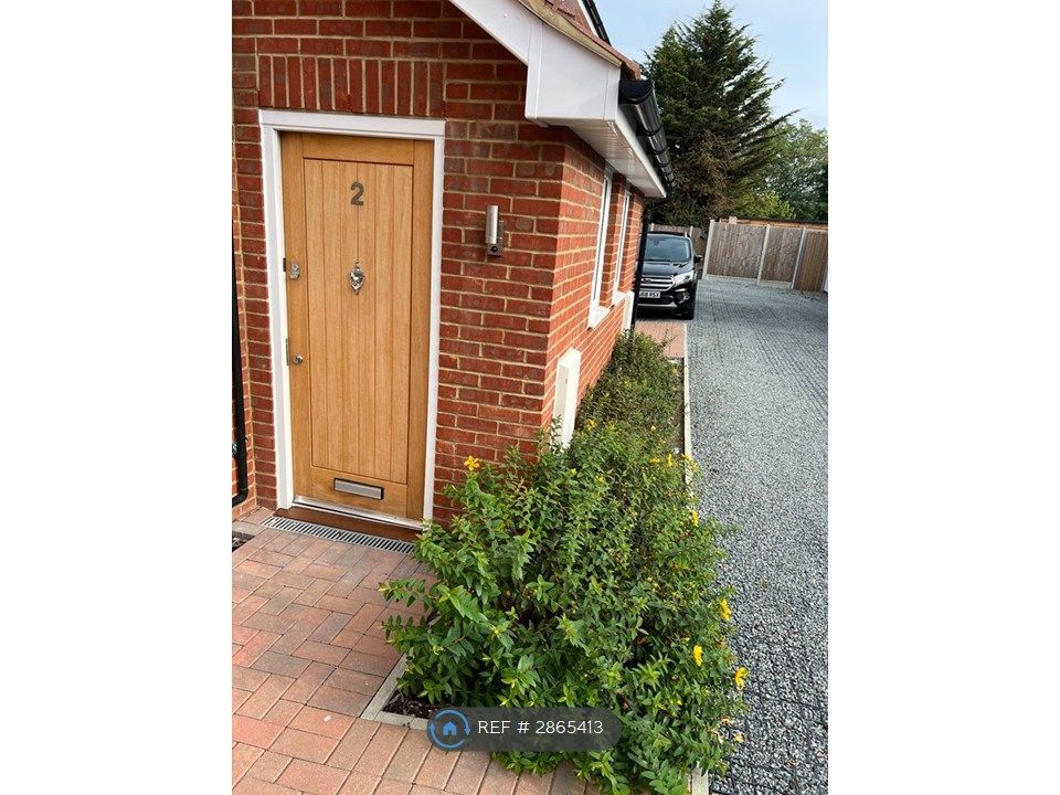 Property photo 3 of 28