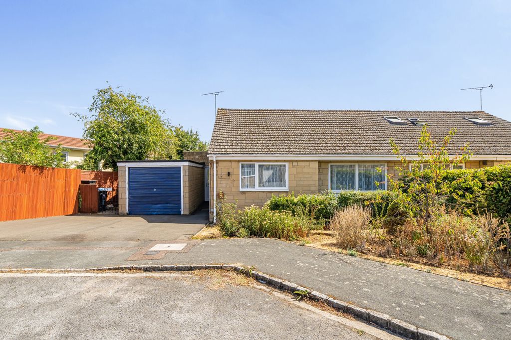 Property photo 1 of 17 1-6A7A6109Af770-1...