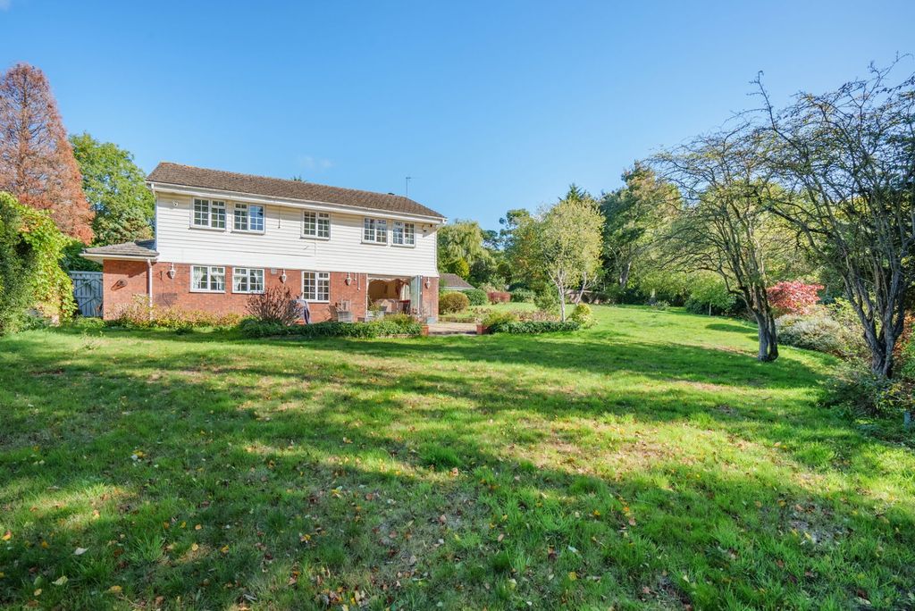 Additional image 11 of 4 bed detached house for salePotters Heights Close, Pinner HA5