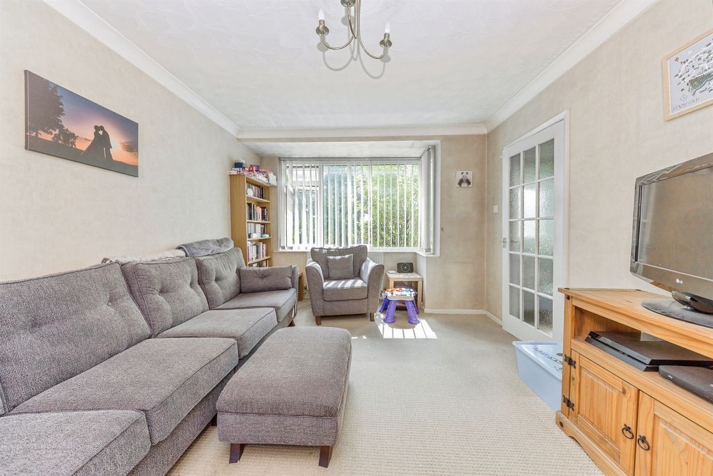 Property photo 2 of 15