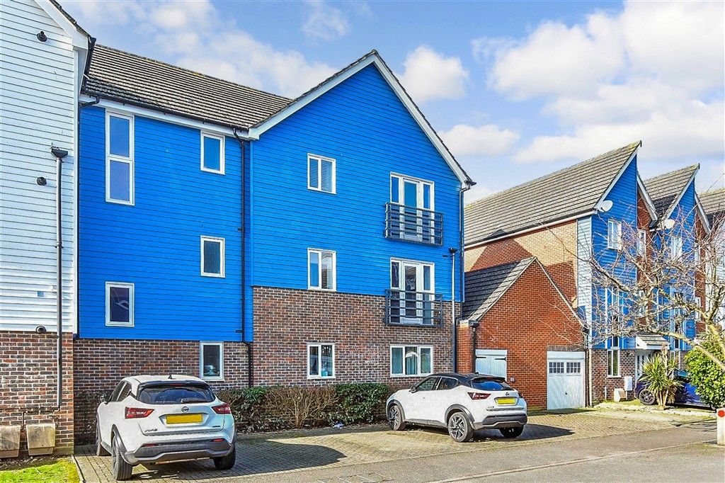 Property photo 1 of 8 External Web