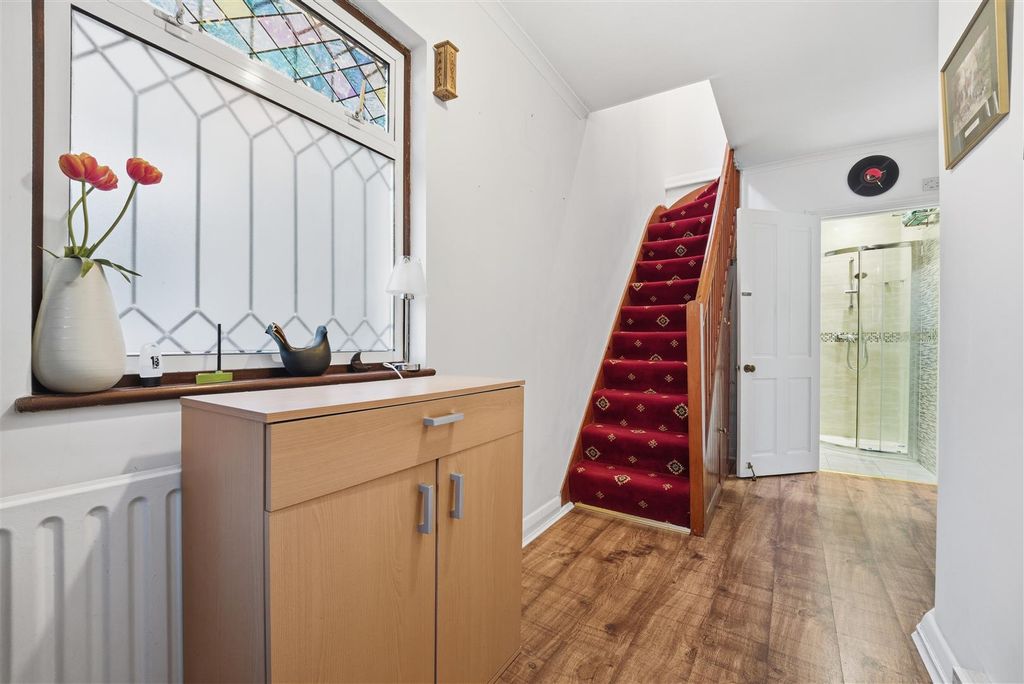 Property photo 2 of 19 45 Beechmount Entrance.Jpg