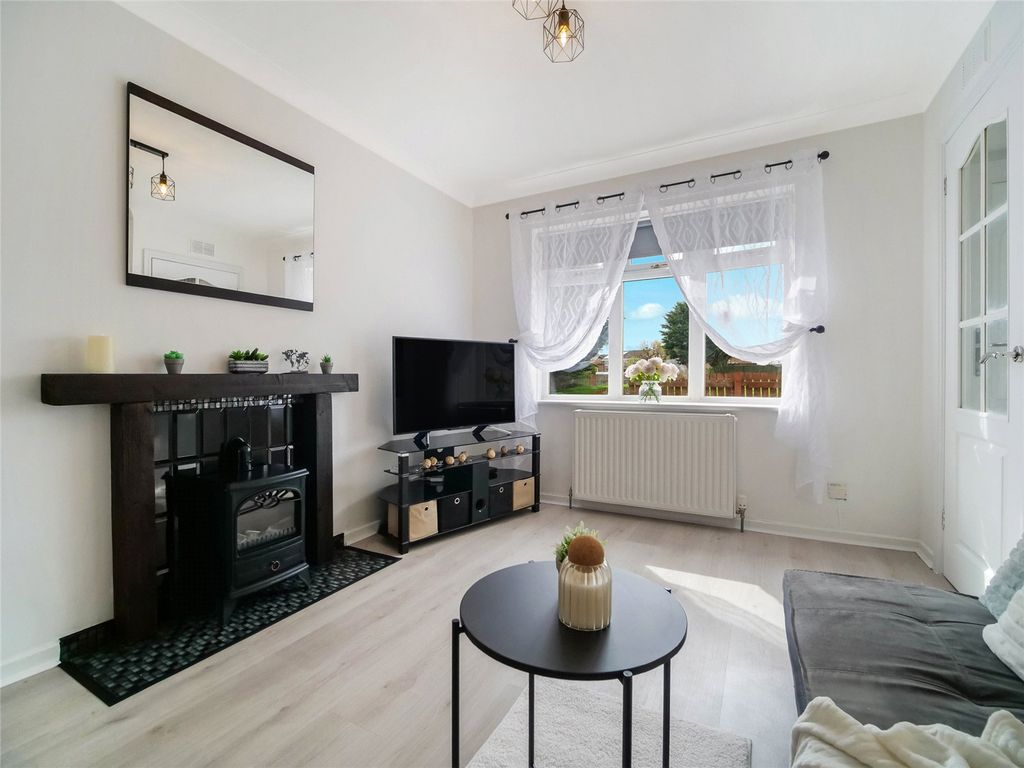 Property photo 2 of 20 Picture No. 02