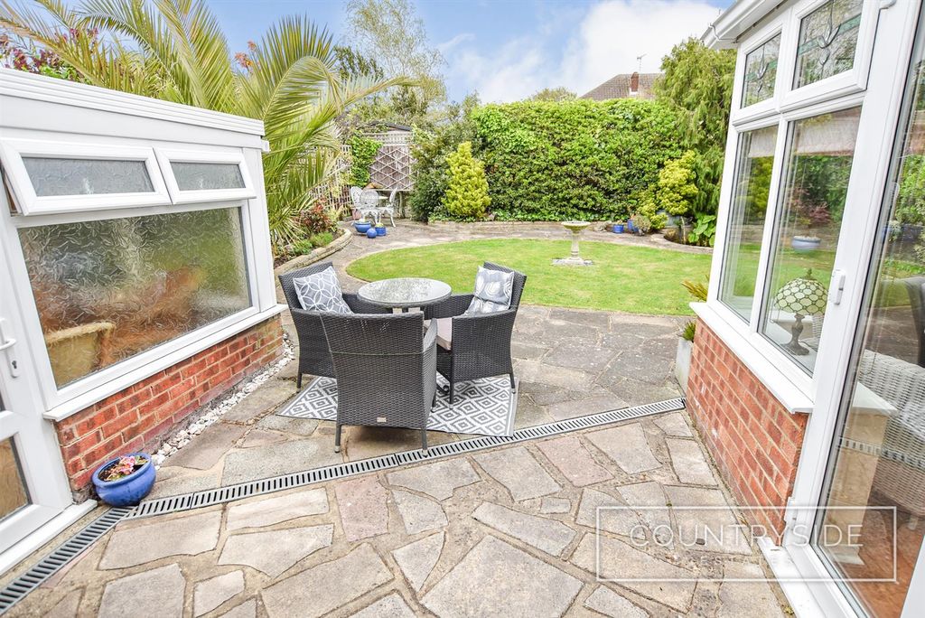 Property photo 3 of 17