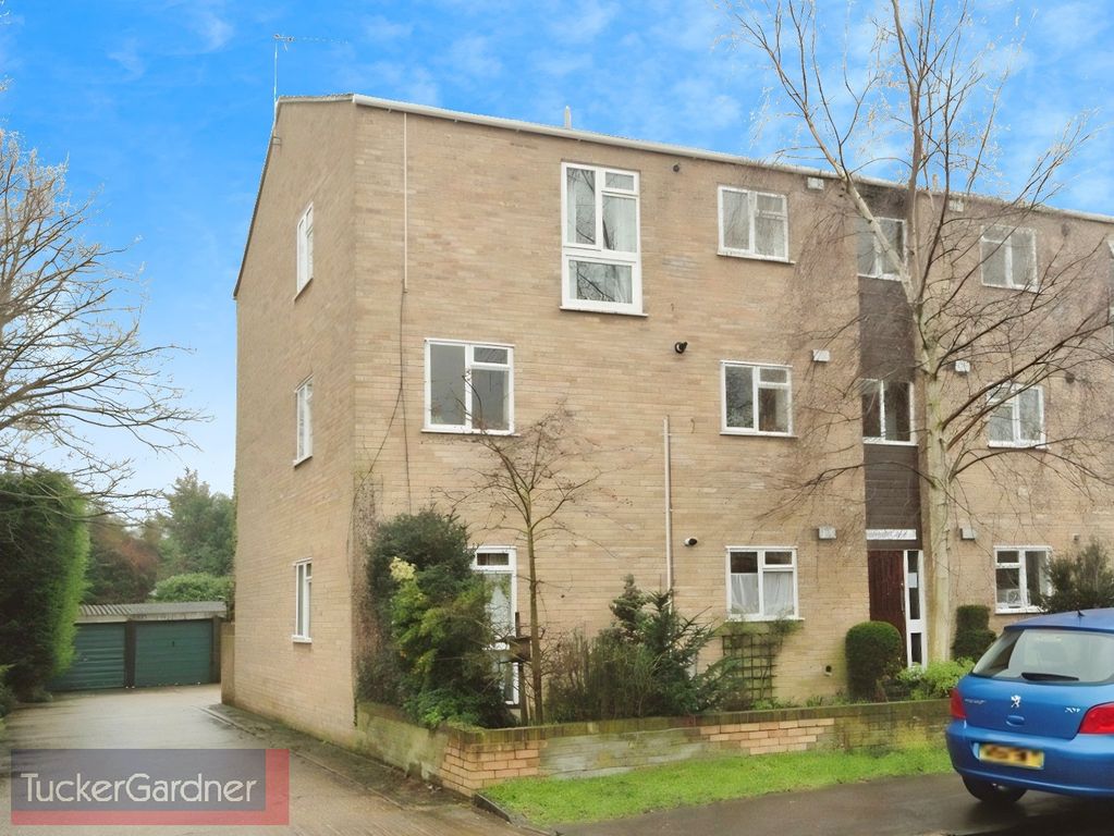 Property photo 3 of 8