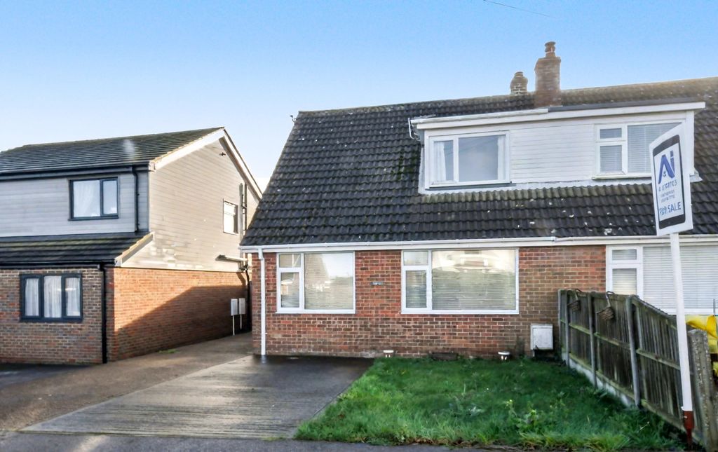 Property photo 2 of 21