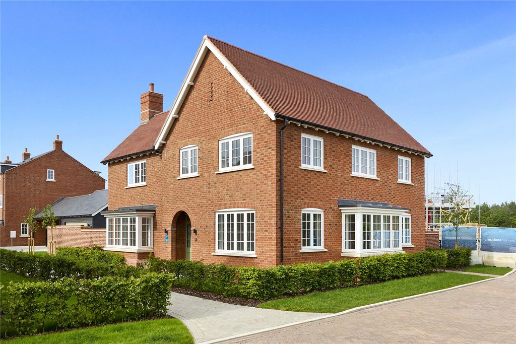 Property photo 1 of 37 Picture No. 68
