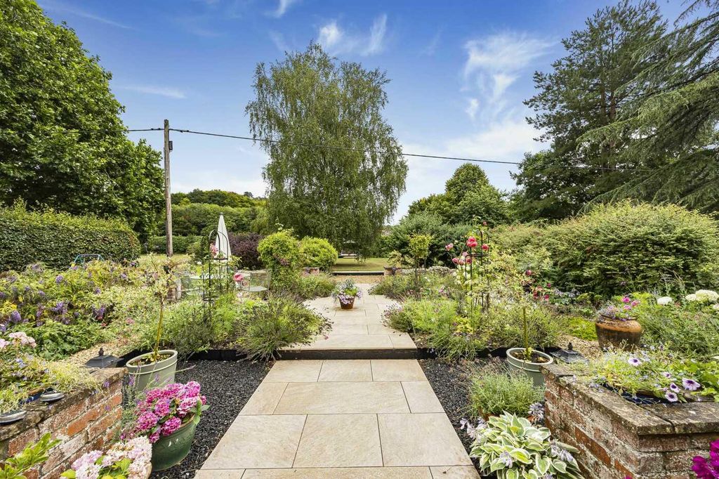 Property photo 3 of 57 Ornamental Rear Garden