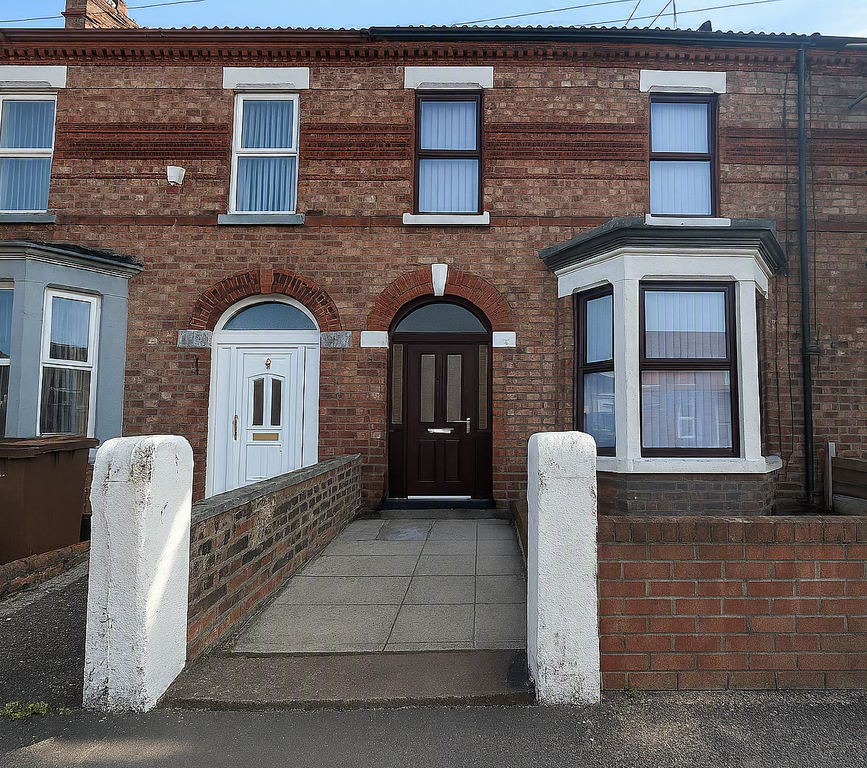 Property photo 1 of 13