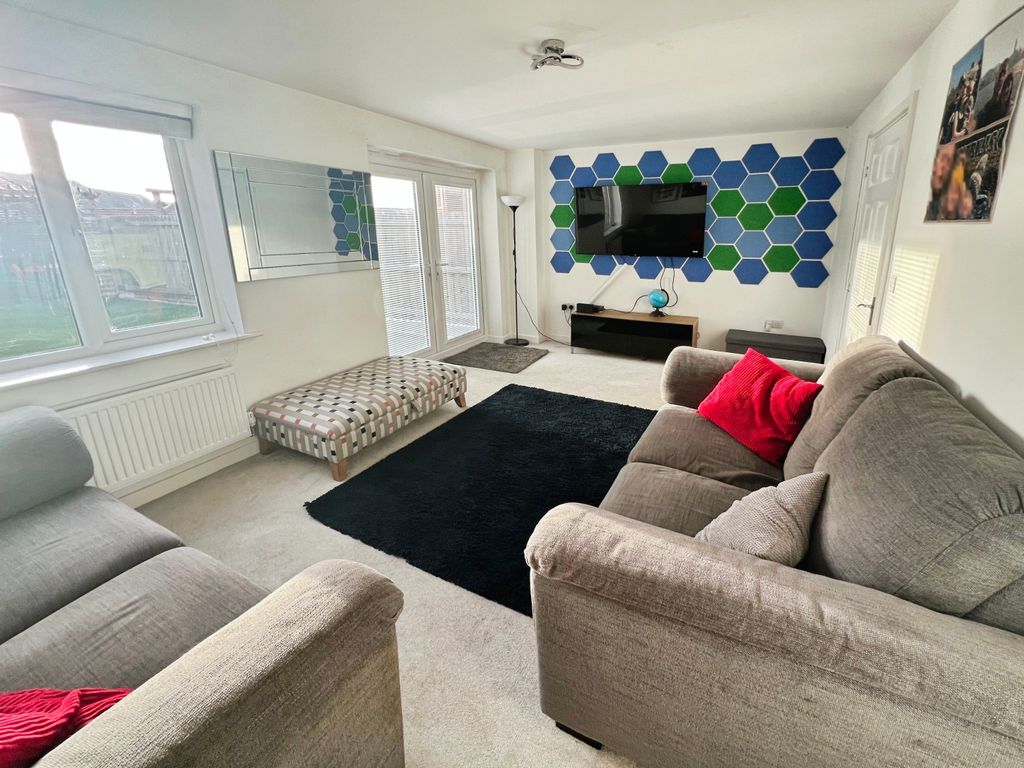 Property photo 3 of 18 Img_5019