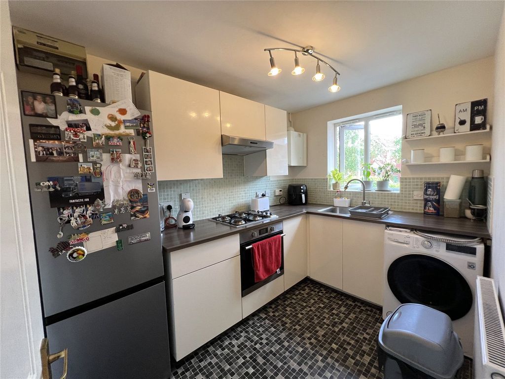 Property photo 2 of 13 Kitchen