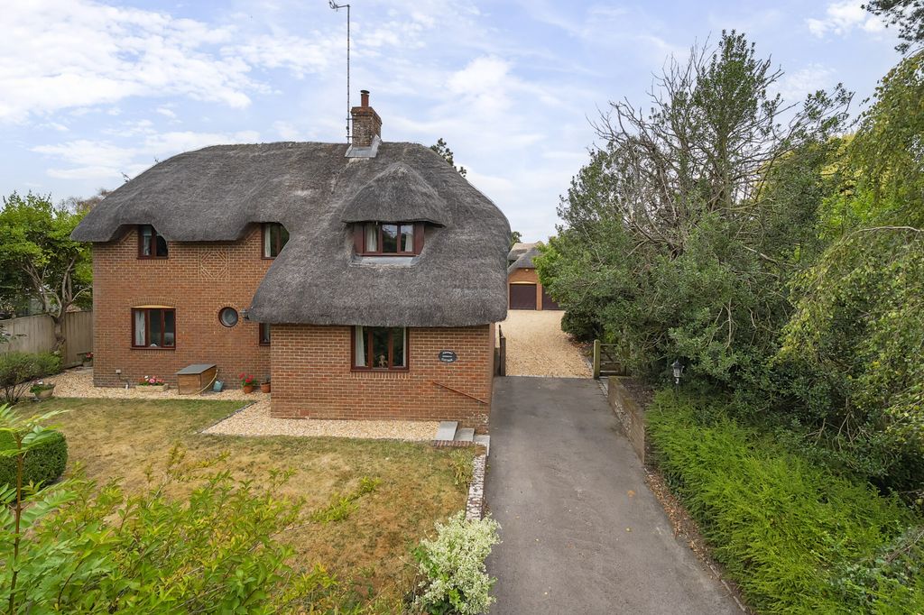 Property photo 1 of 19