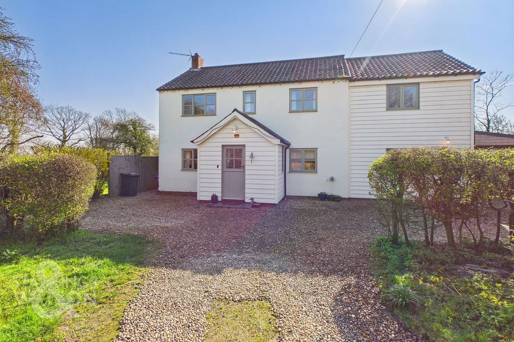 Property photo 1 of 37