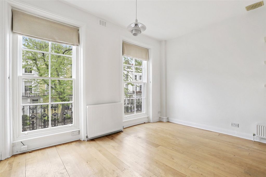 Property photo 3 of 7 Picture No. 23