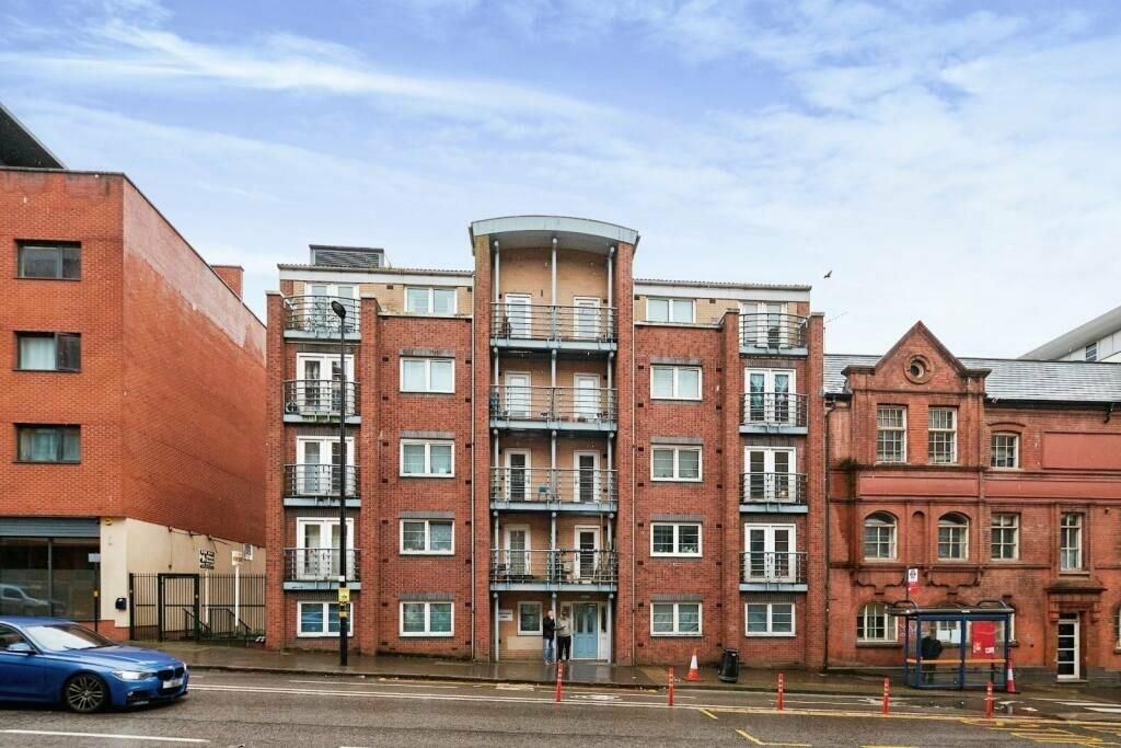 Property photo 1 of 5