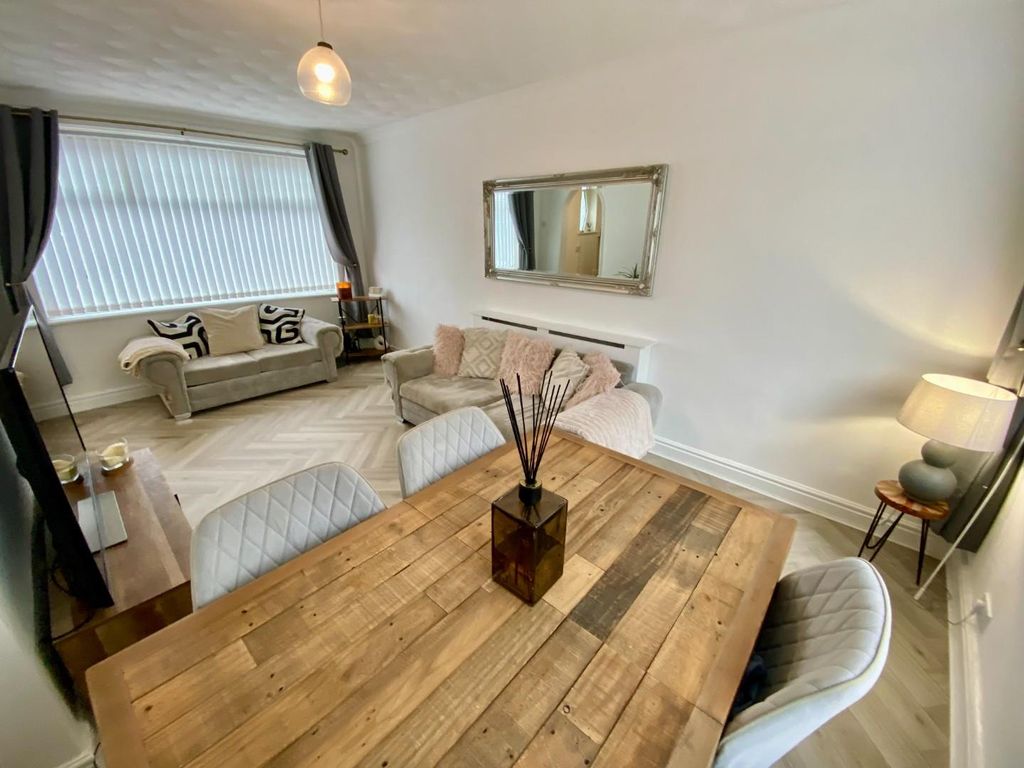 Property photo 3 of 21 Image00024.Jpeg