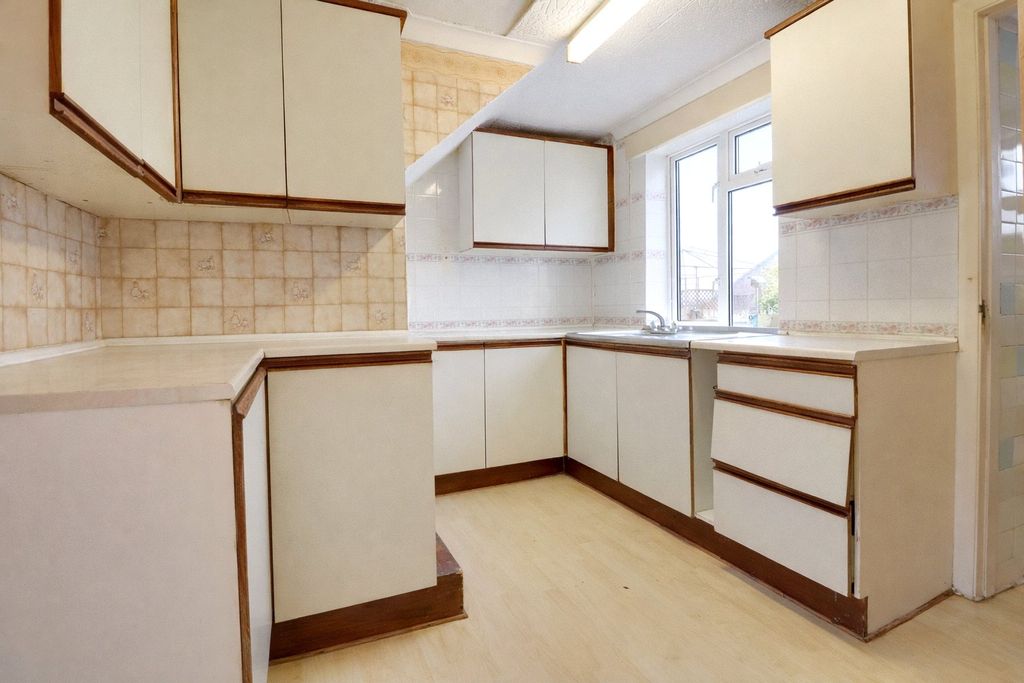 Property photo 2 of 14 2 - Picture No. 02