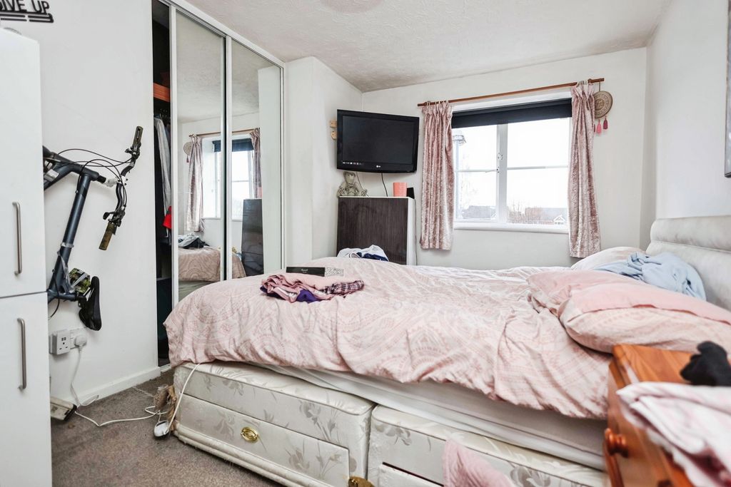 Property photo 3 of 14 Pbox-Img.Jpg