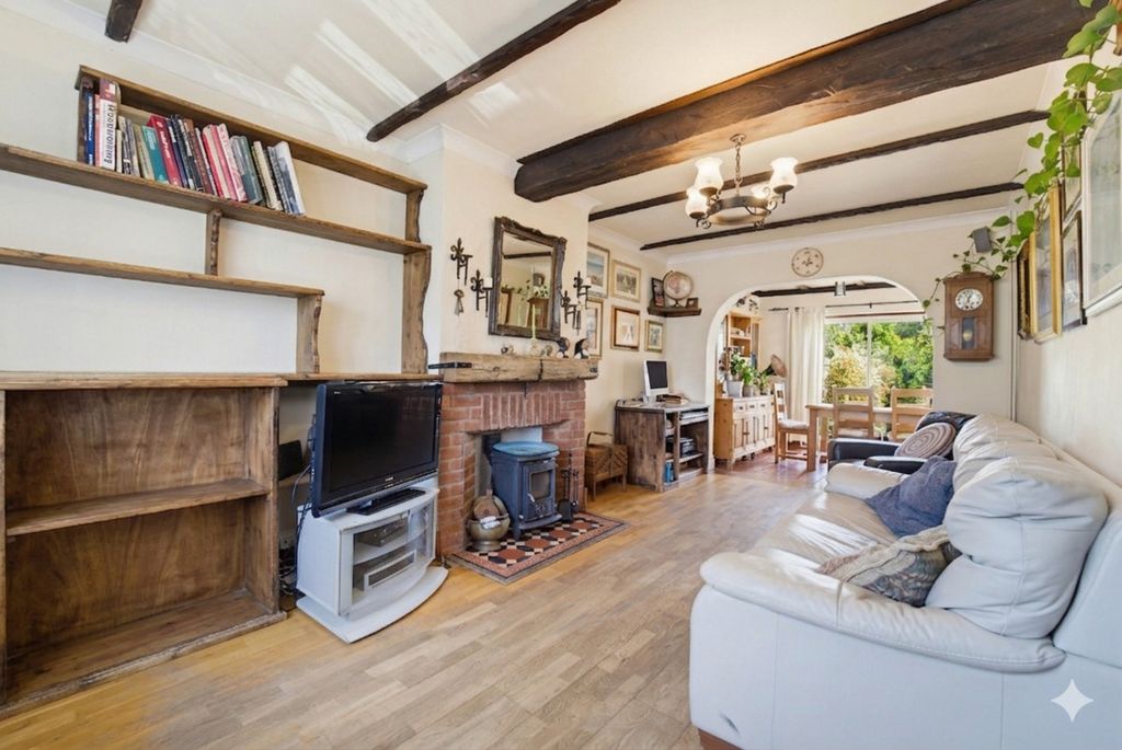 Property photo 3 of 16