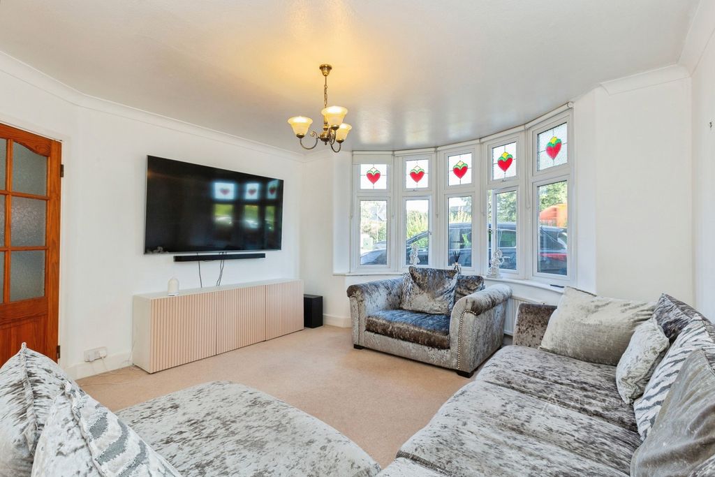 Property photo 2 of 17 Pbox-Img.Jpg