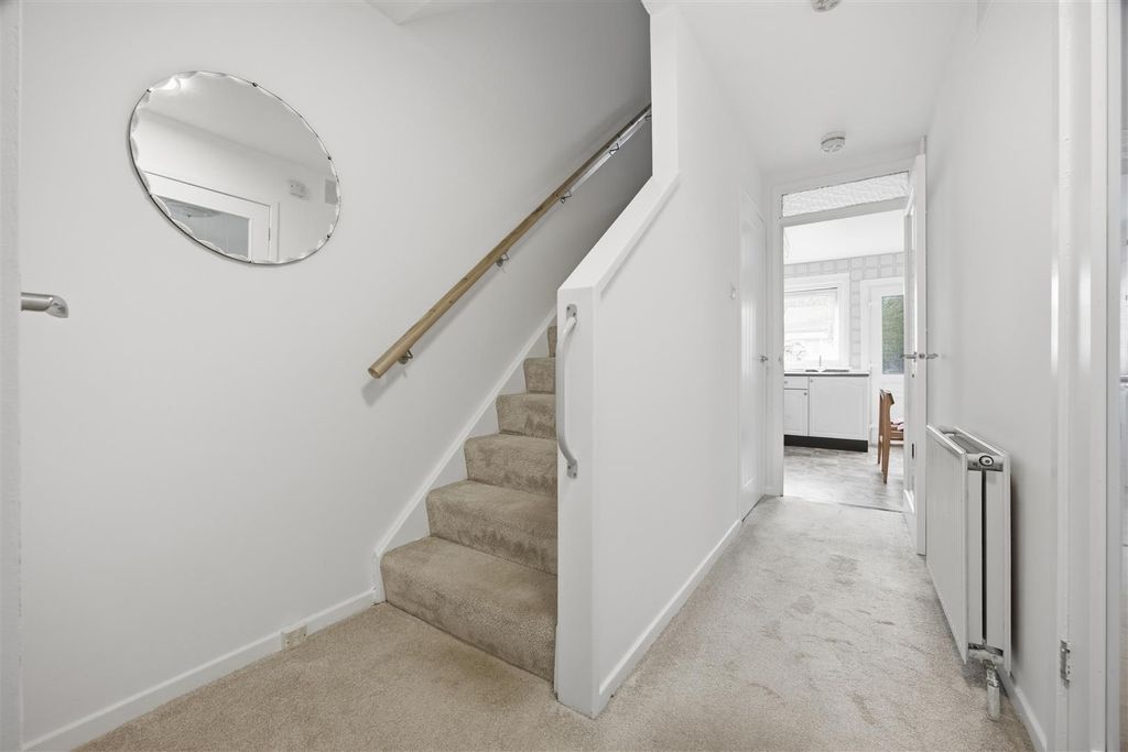 Property photo 2 of 16 05-268_Cleeves_Quad_Glasgow_005.Jpg