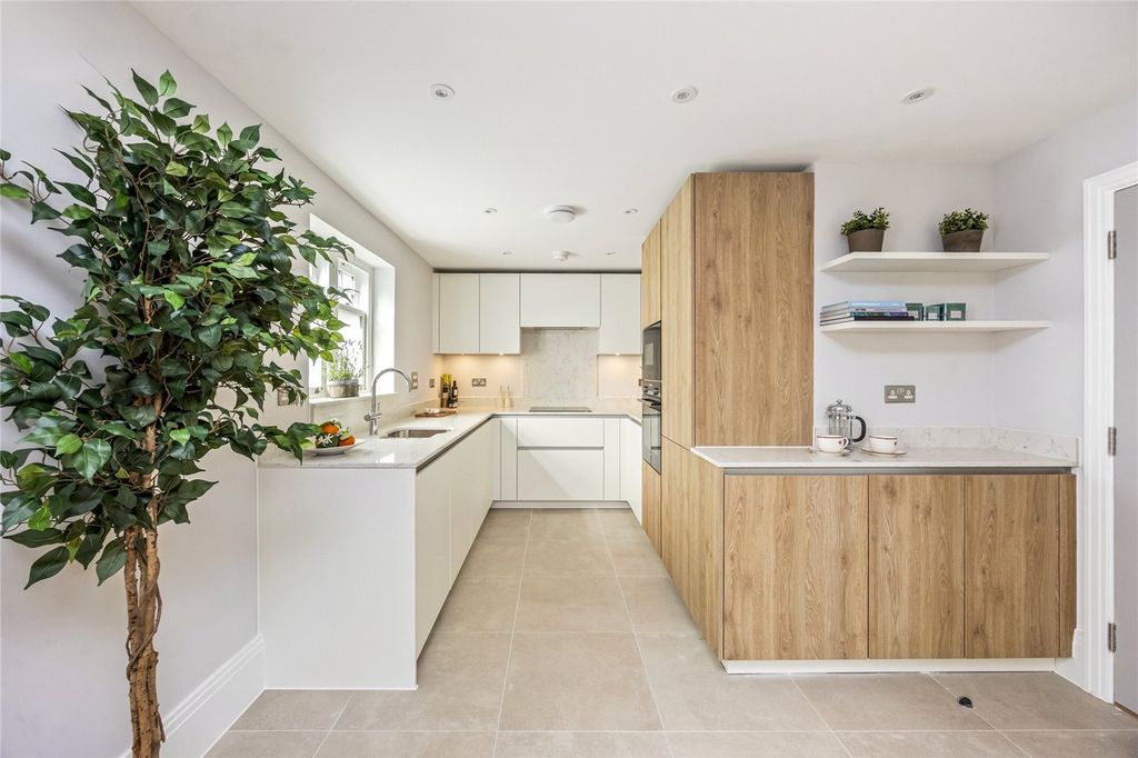 Property photo 3 of 12 Plot 7 Show Home