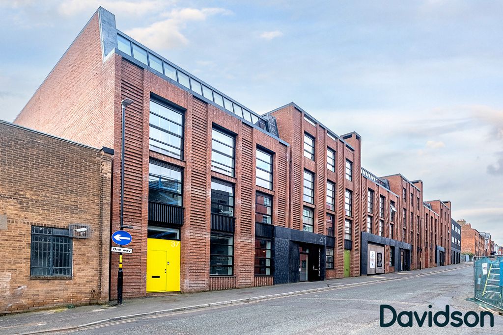 Property photo 1 of 21 Logo-18