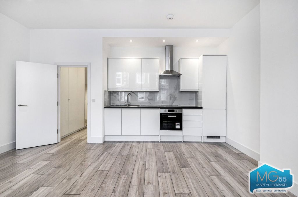 Property photo 1 of 10 Picture No. 03