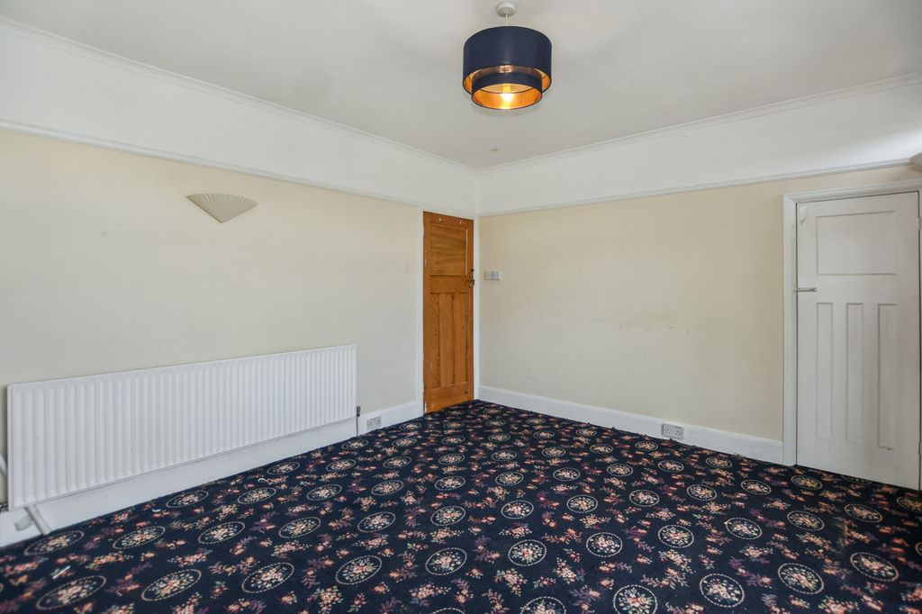 Property photo 3 of 9 79 Grangehill Road, Eltham, London, Se9 1Sf