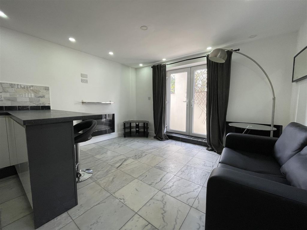 Property photo 1 of 7 Img_6983.Jpg