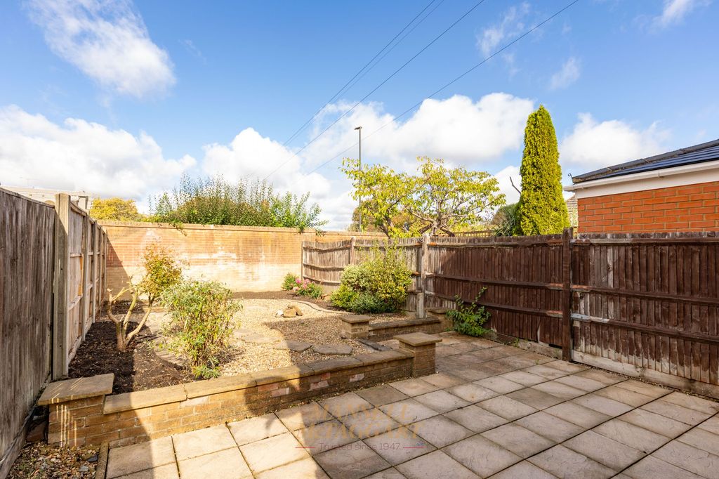 Property photo 3 of 22