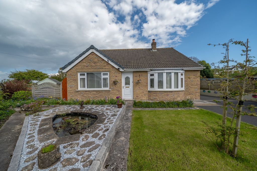 Property photo 1 of 48